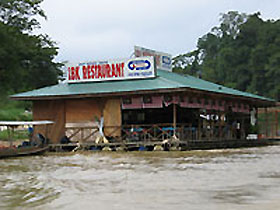 floating restaurant, taman negara