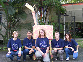volunteers at the zoo