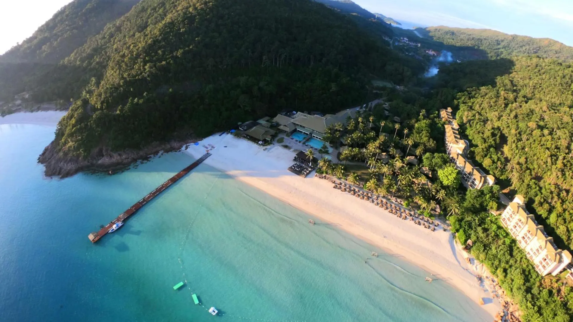 9 Top-Rated Luxury Hotels In Malaysia Worth Booking