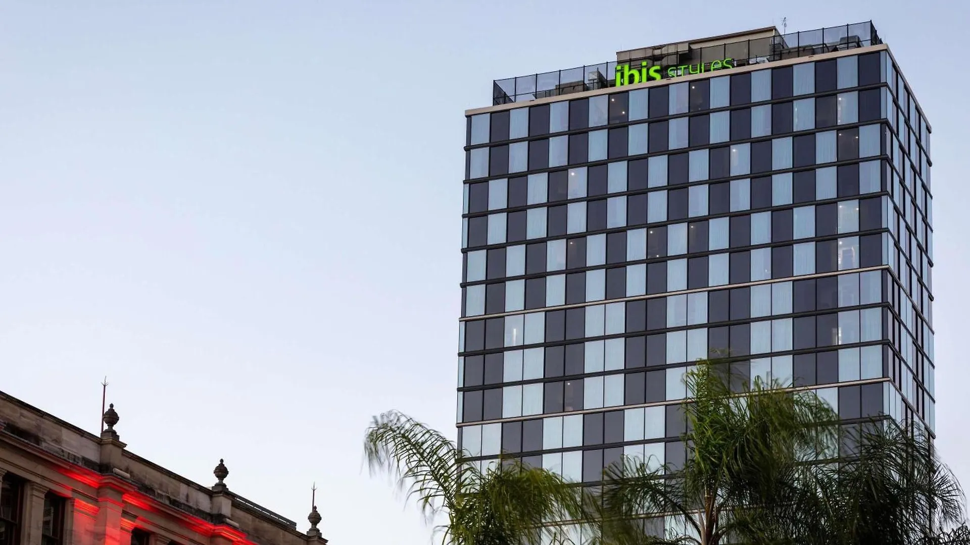 Staying In Brisbane CBD: 15 Central Hotels Compared