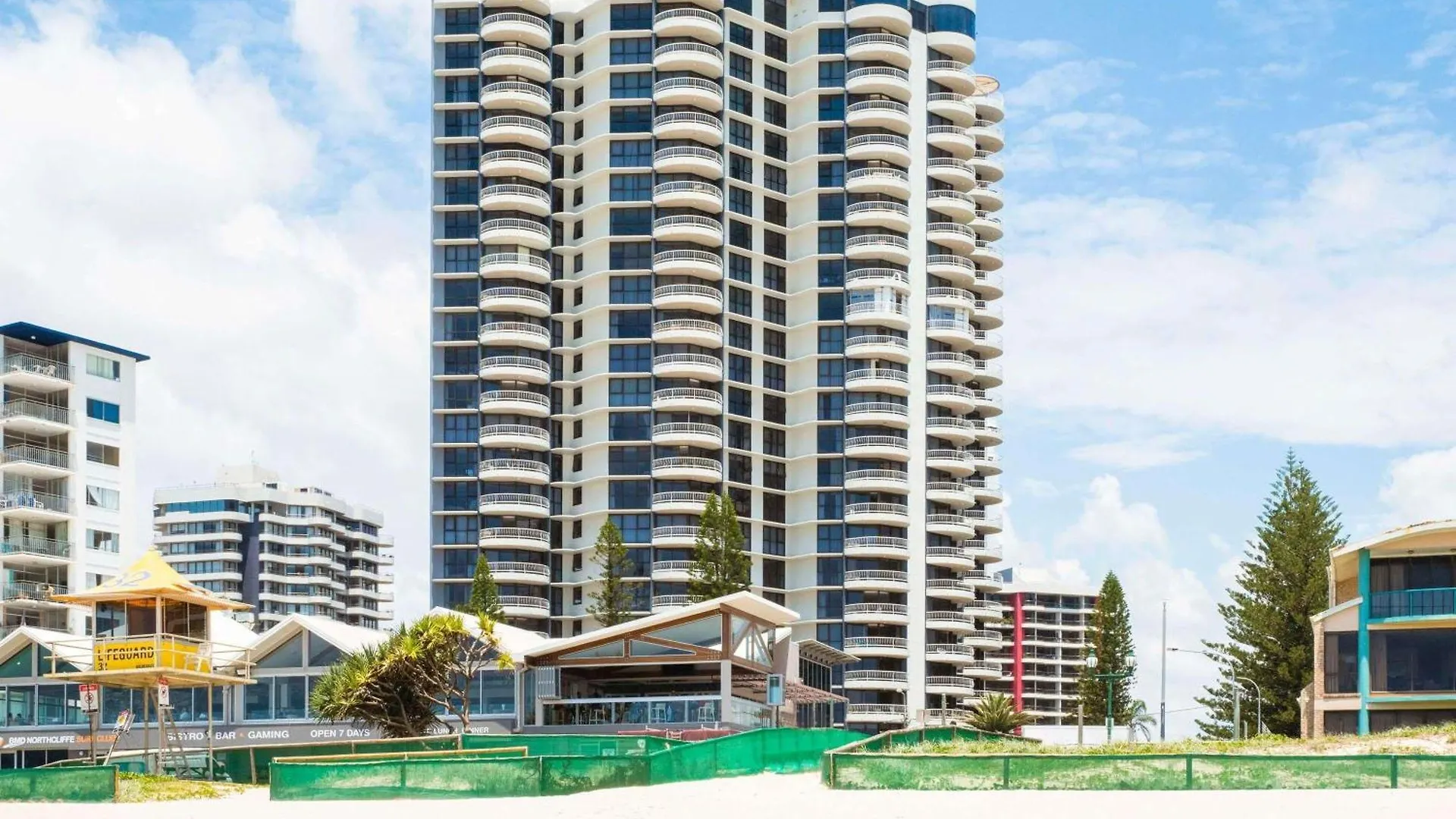 15 Smart Family-Friendly Hotels In Surfers Paradise Worth Booking
