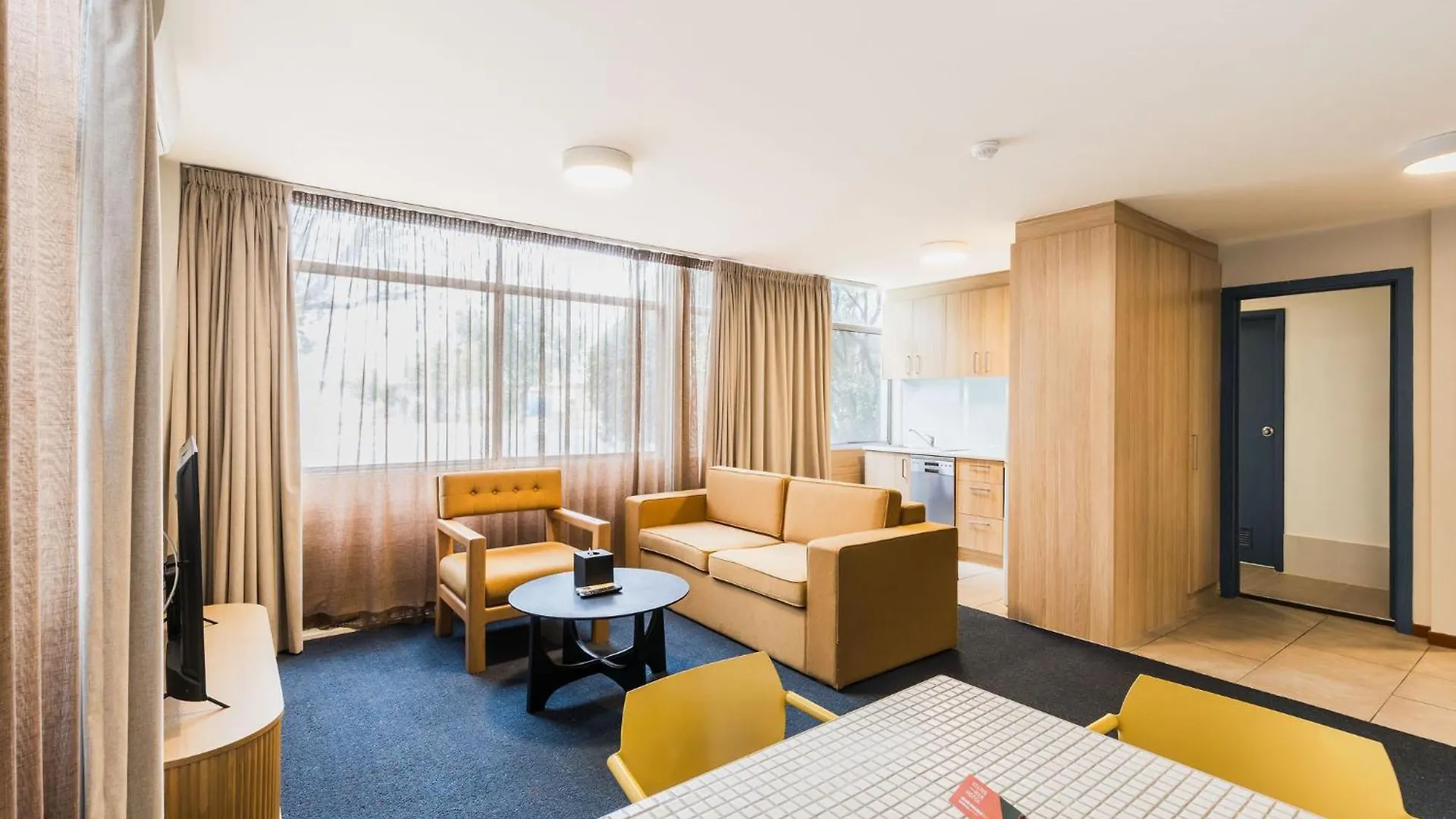 4 Smart Leisure Hotels Near Haig Park Worth Booking