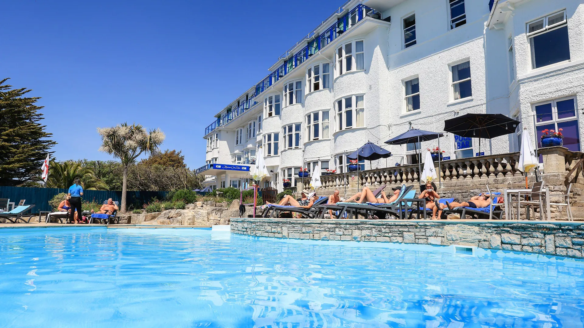 5 Central Hotels Close to Adventure Wonderland, Hurn