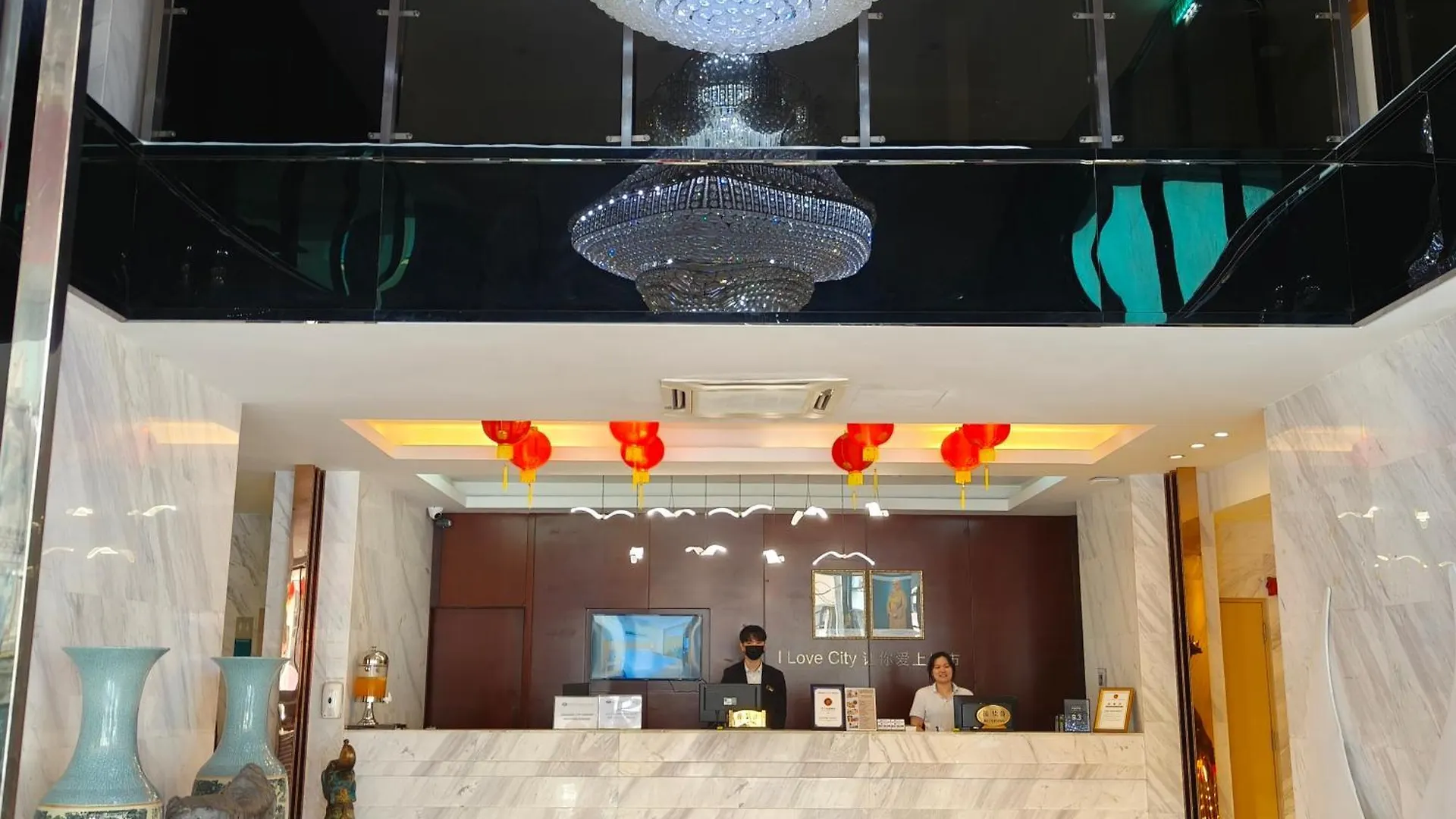 10 Budget Hotels Near Sultan Abdul Samad Building Worth Booking
