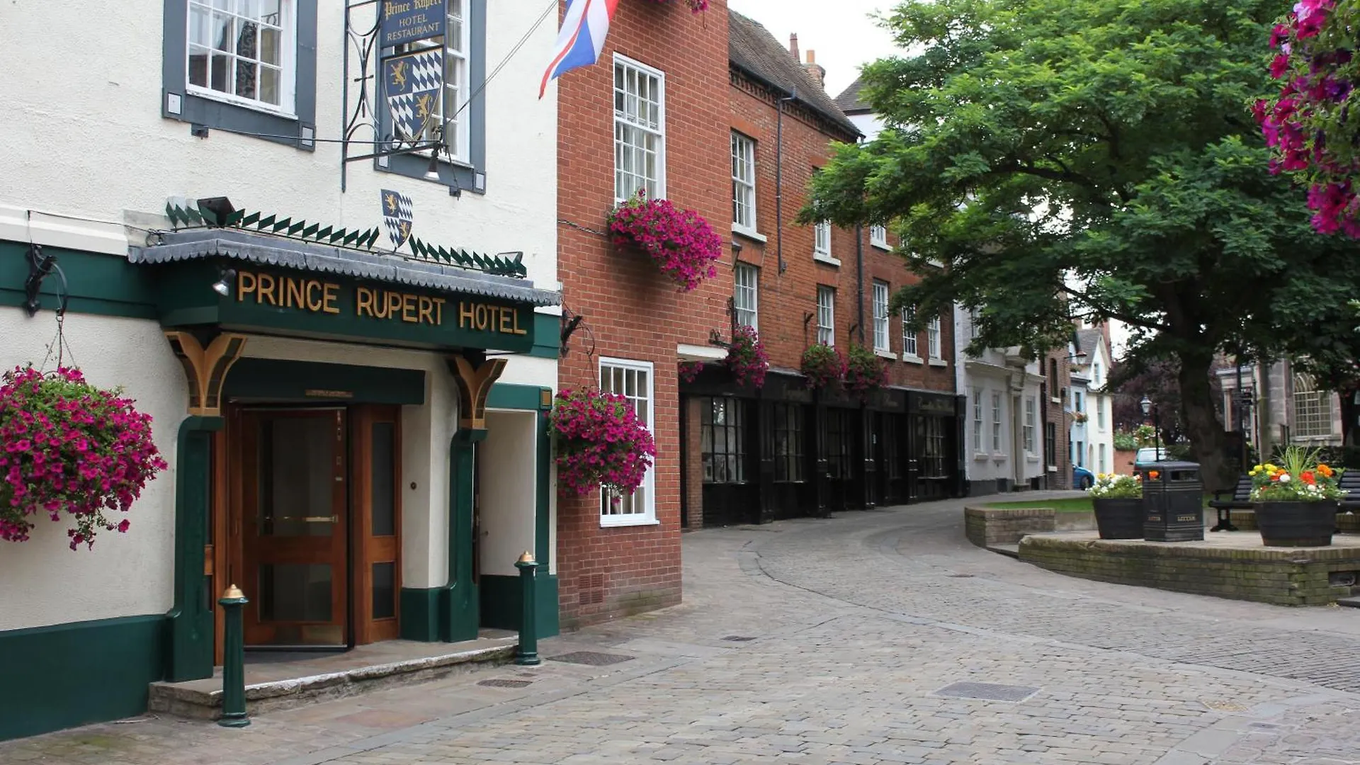 Where to Stay Near Shropshire Council: 4 Luxury Hotels