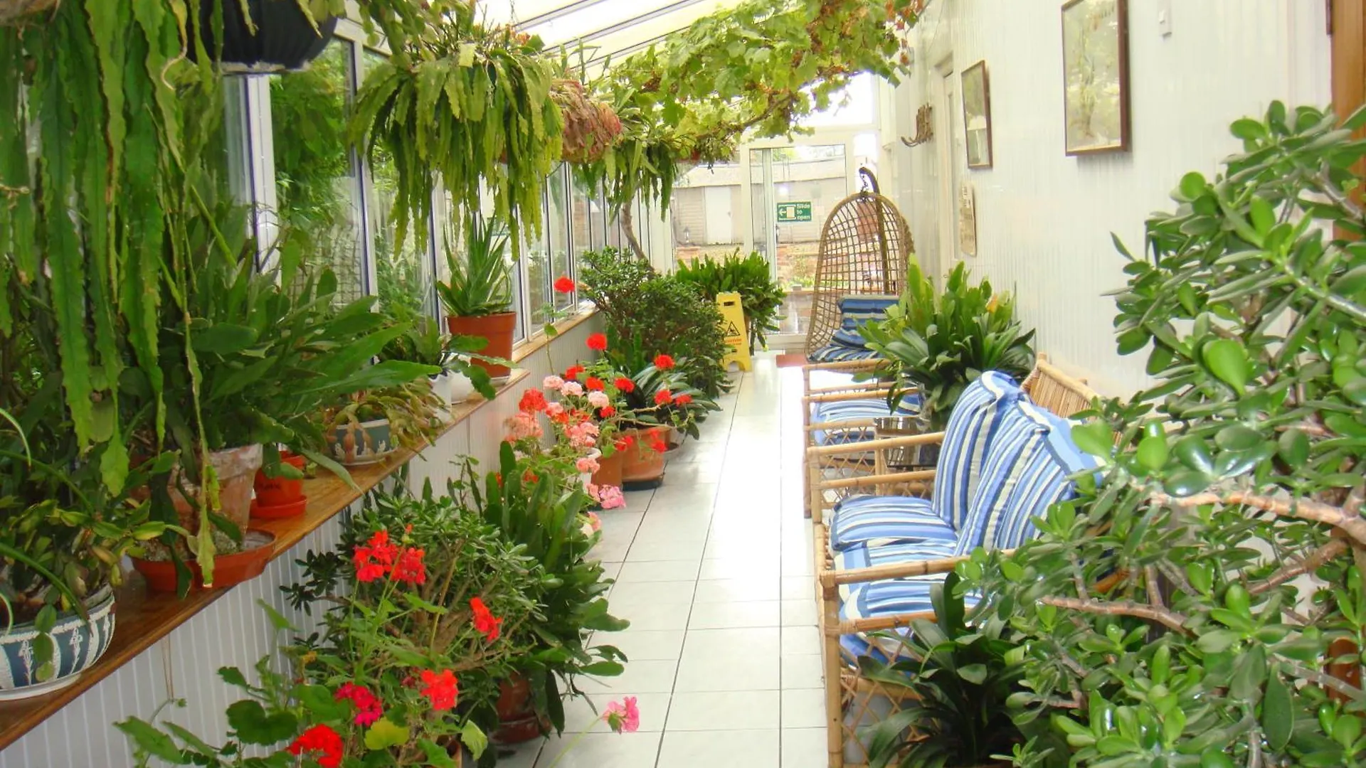 Where to Stay Near Rugby Art Gallery and Museum: 4 Best 3-Star Hotels