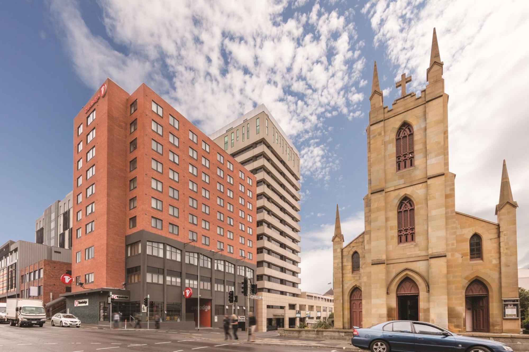 Staying In Hobart CBD: 15 Central Hotels Compared