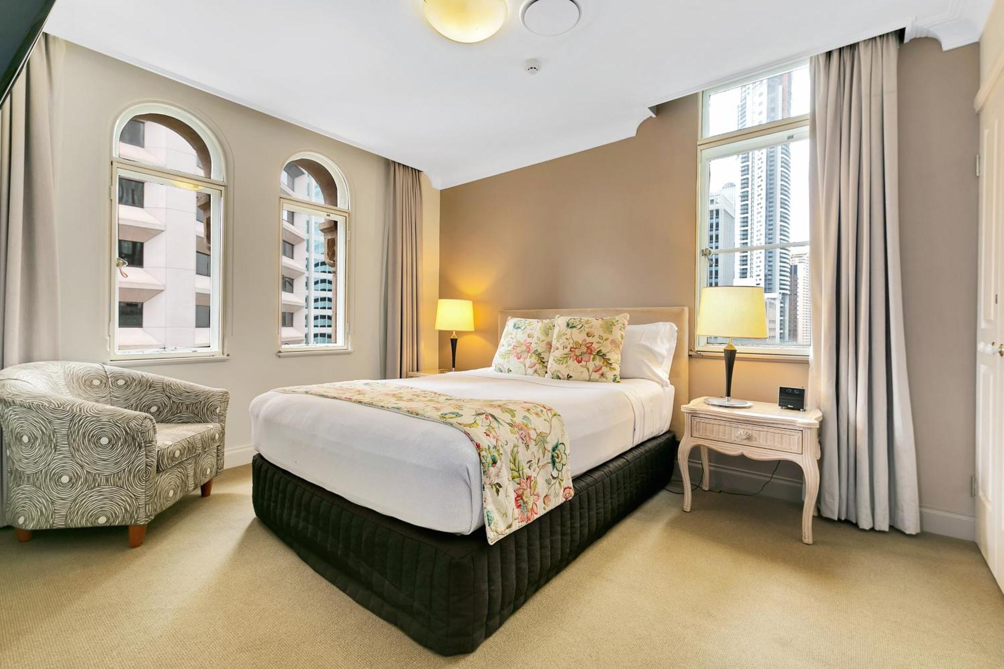 Staying Near Ann Street: 15 Central Brisbane Hotels Compared