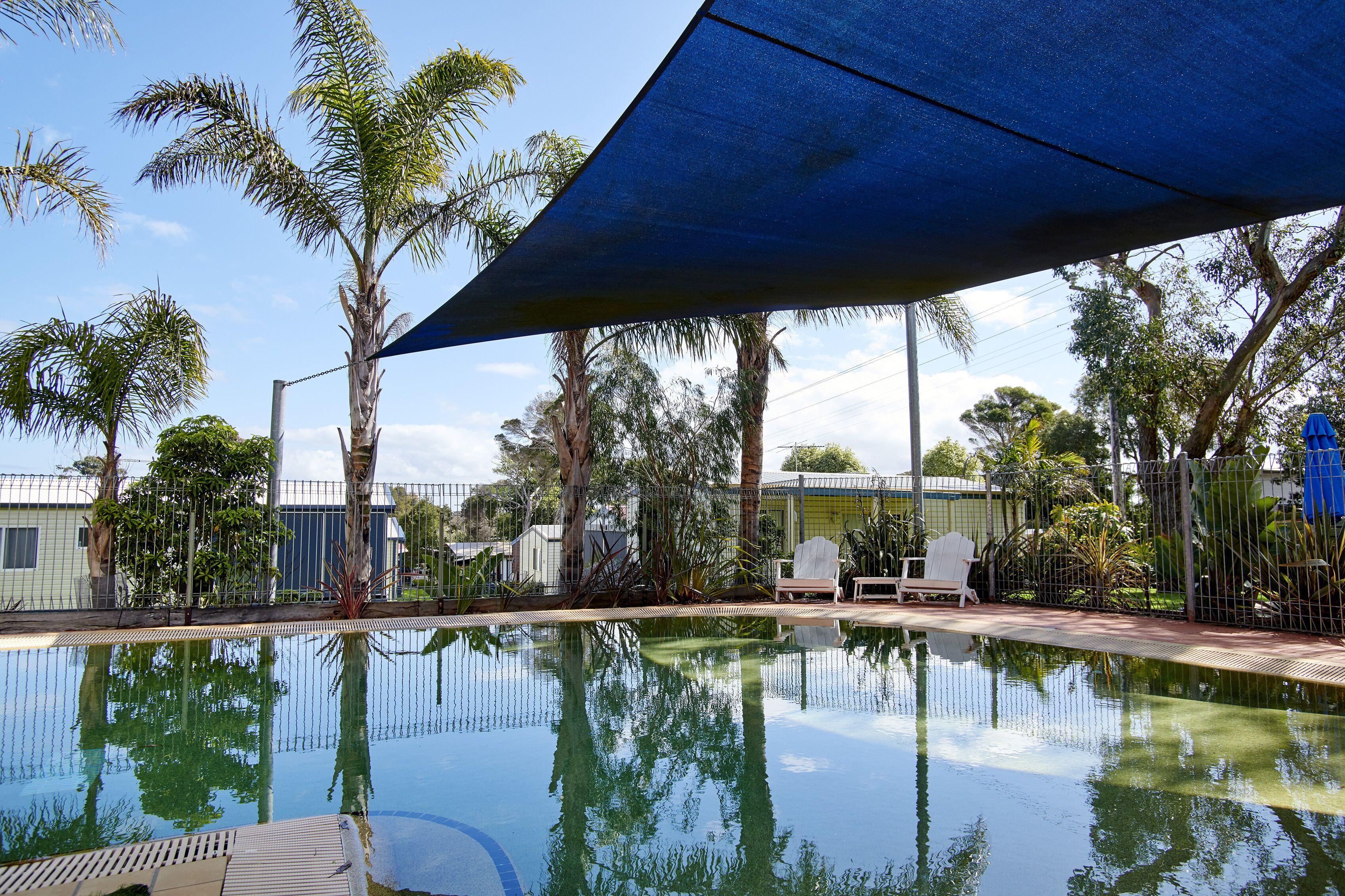 4 Smart Central Hotels Near A Maze'N Things Worth Booking