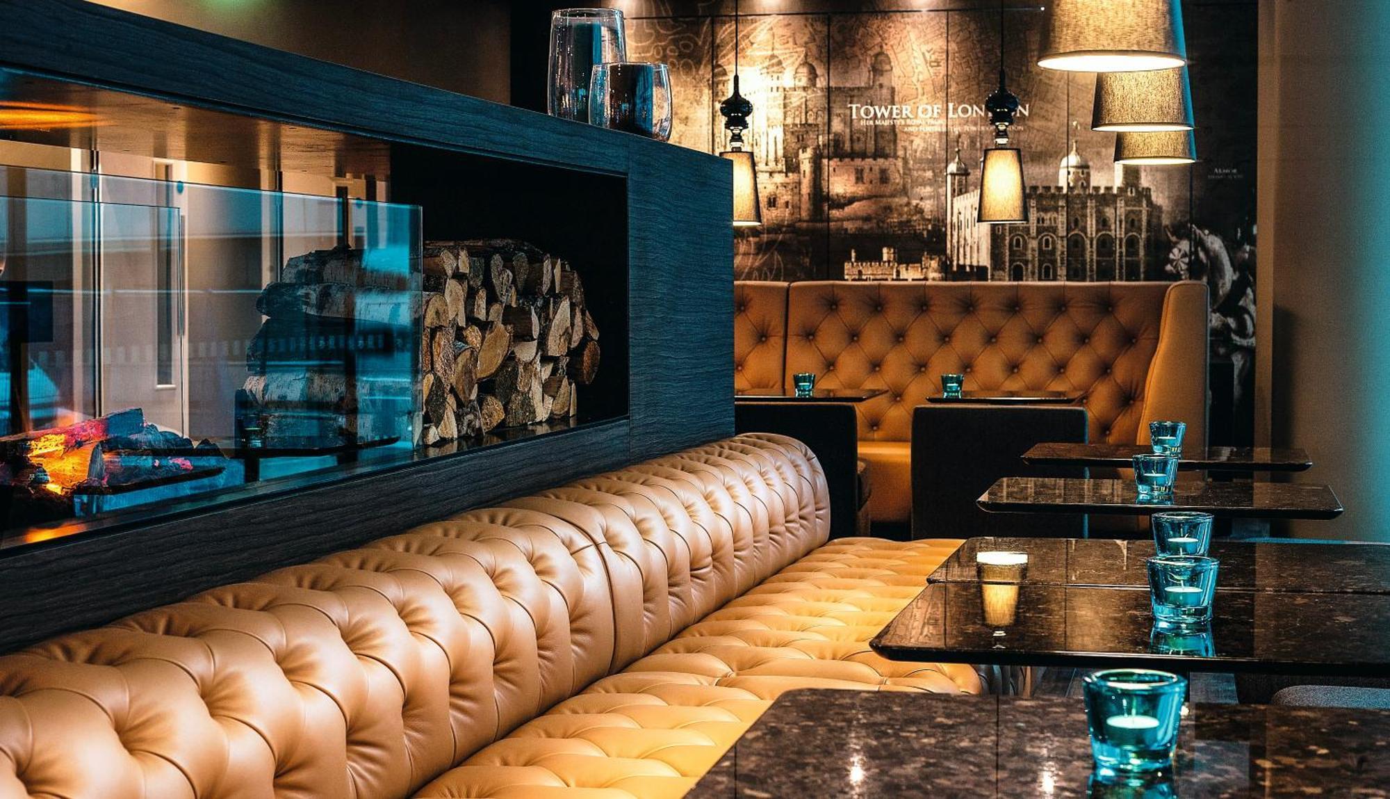 15 Romantic Hotels in City of London That Stand Out