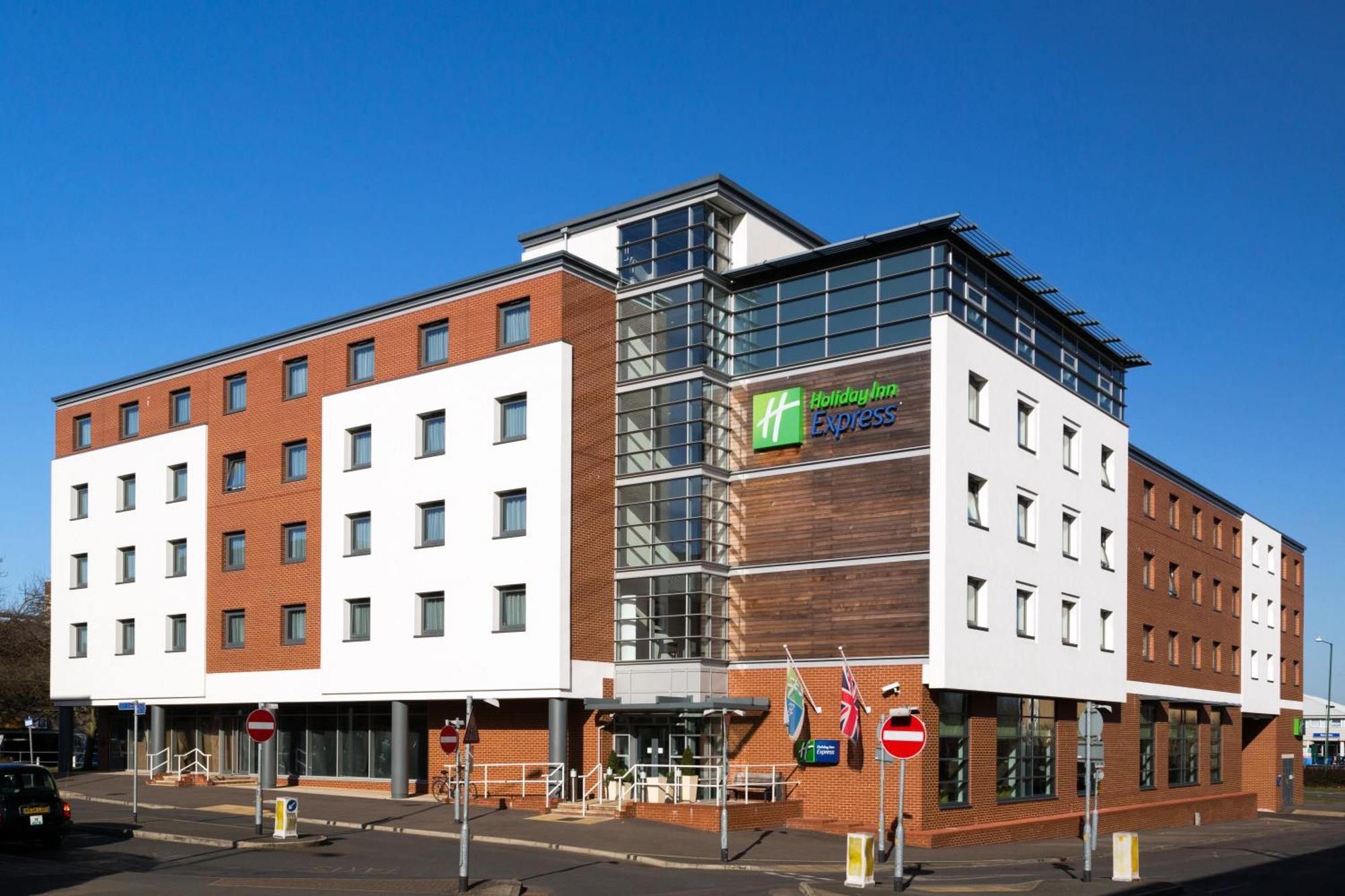 5 Central Hotels Close to Museum of Harlow