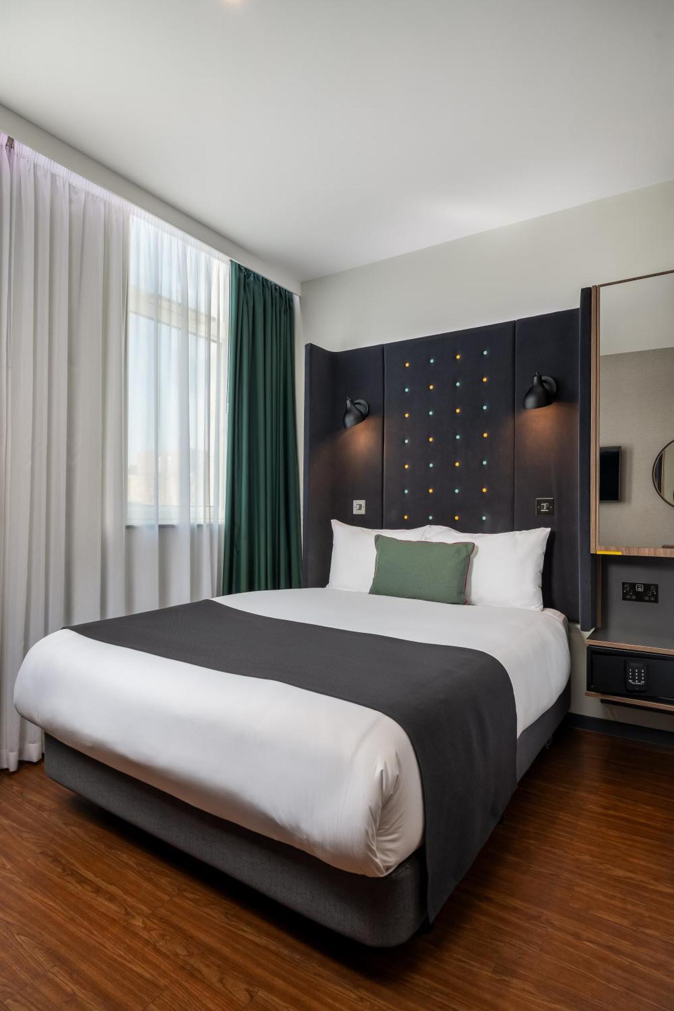 5 Cheap & Budget Hotels in Kings Cross St Pancras